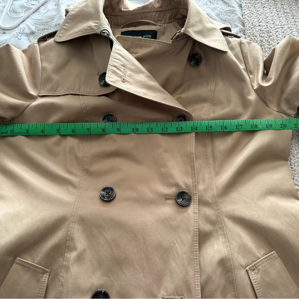 London Fog Classic Tan Double-Breasted Trench Coat - Picture 2 of 10